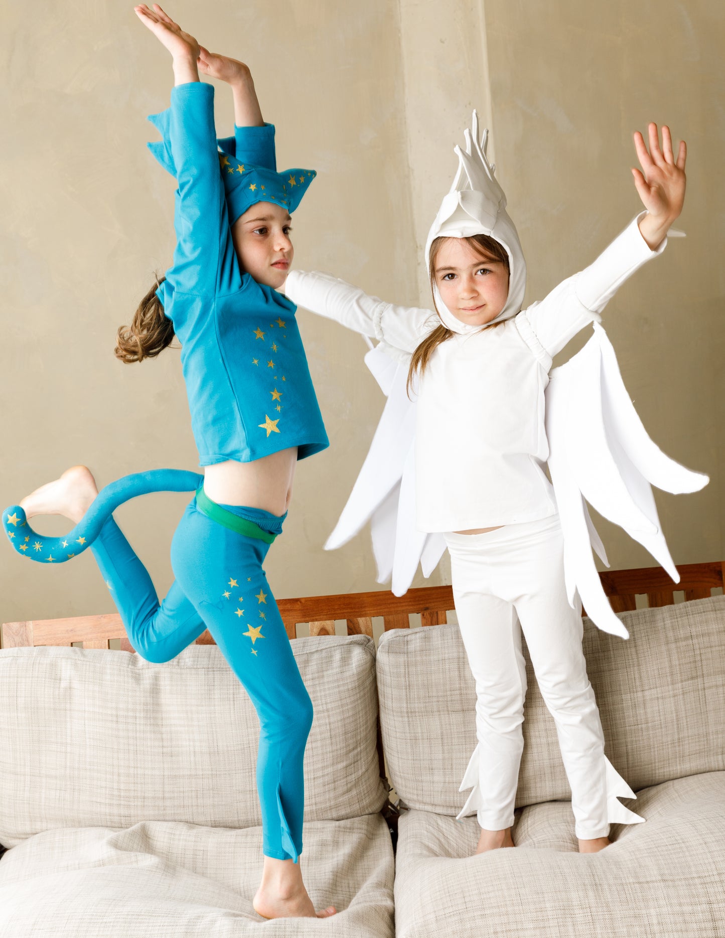 White bird costume, pajama costume for kids, eco-friendly, environmentally friendly costumes, halloween costumes for kids.